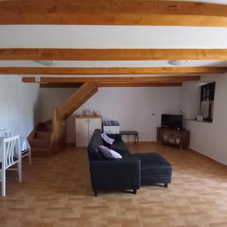 Holiday Home Loznati Црес Экстерьер фото