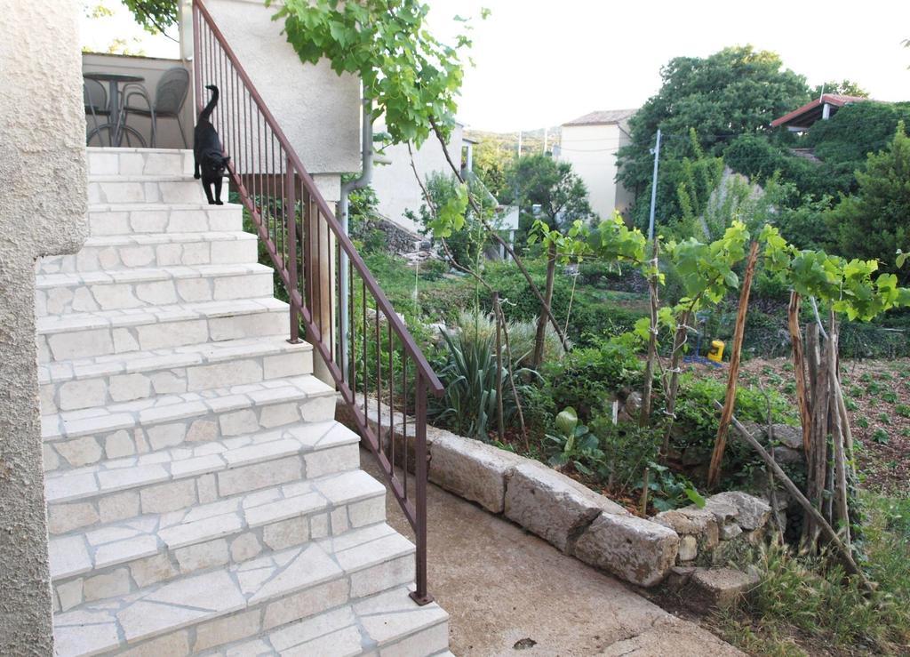 Holiday Home Loznati Црес Экстерьер фото