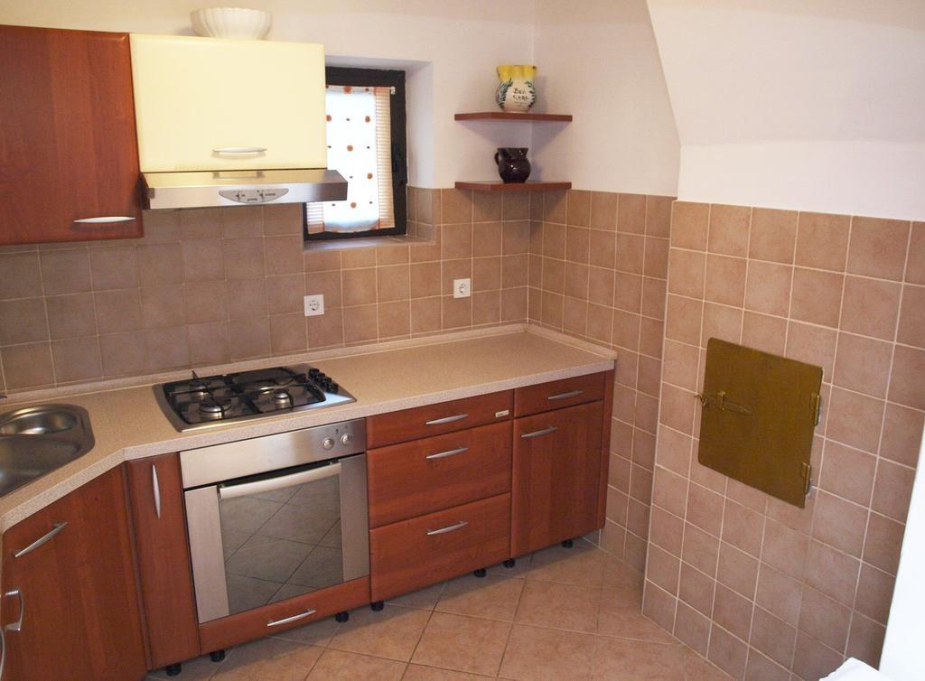 Holiday Home Loznati Црес Экстерьер фото